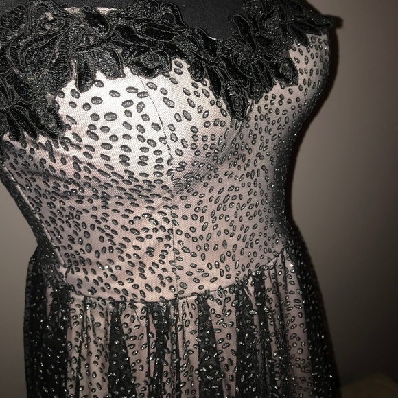 SOLD-Prom or Formal Strapless Black lace Dress Jr Sz 9 - Picture 3 of 8